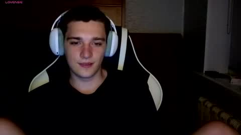 Alex online show from June 8, 11:38 pm