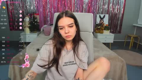 Snapshot of sweetydeviliya chatting on January 18, 12:47 pm sweetydeviliya online show from January 18, 12:47 pm