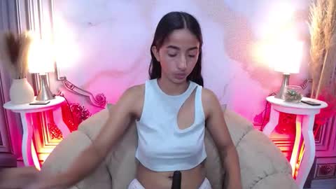 LAURA online show from October 10, 12:33 pm