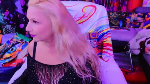 Lisa online show from October 13, 9:06 pm