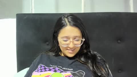 sweetyypeach online show from February 1, 4:24 am