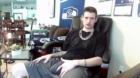 Kile online show from March 4, 5:24 pm