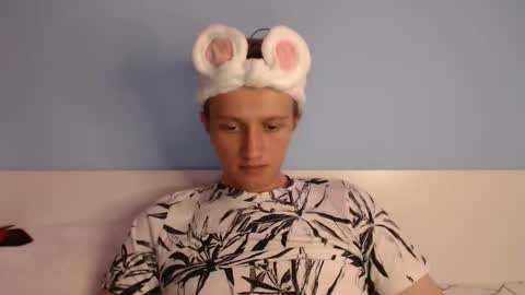 Cat online show from February 2, 7:21 pm