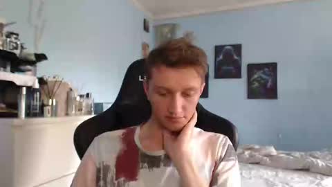 Cat online show from May 14, 7:17 am