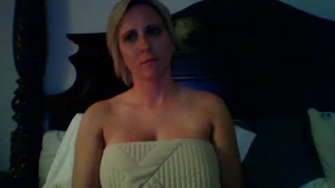 swingersdfw online show from September 28, 7:17 am