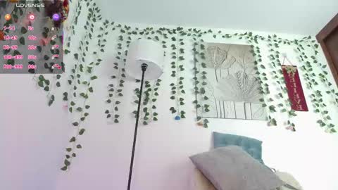 Helen  online show from October 21, 9:29 pm