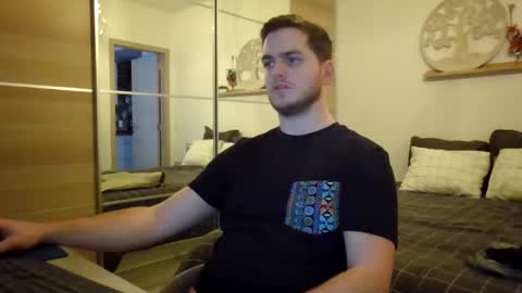 syl092 online show from January 13, 5:33 pm