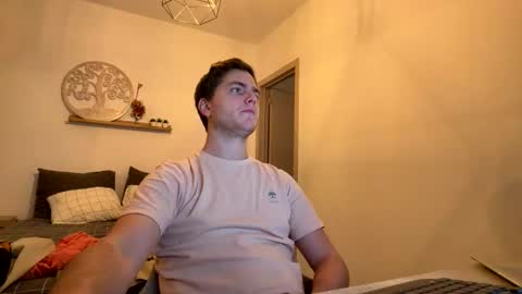 syl092 online show from February 3, 6:23 pm