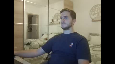 syl092 online show from October 14, 5:16 pm