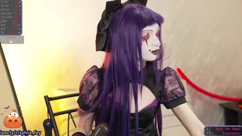 Sylvie online show from November 1, 12:22 am