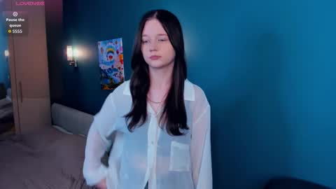 Emily online show from October 2, 4:22 am