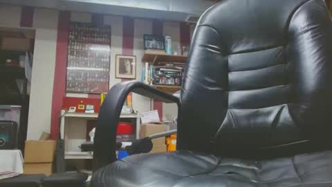 Snapshot of syse3 chatting on February 27, 7:58 pm syse3 online show from February 27, 7:58 pm