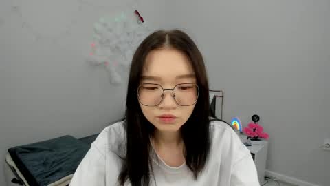 Yuki online show from June 8, 2:29 pm
