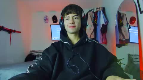 TONER online show from October 24, 1:39 am