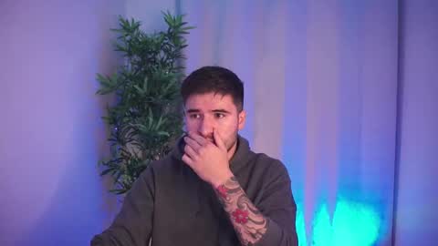 t0ny_wylie online show from November 25, 10:14 am