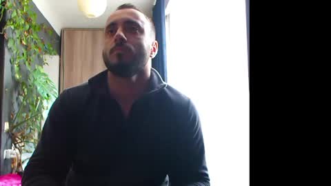 Huracane online show from February 26, 1:43 pm