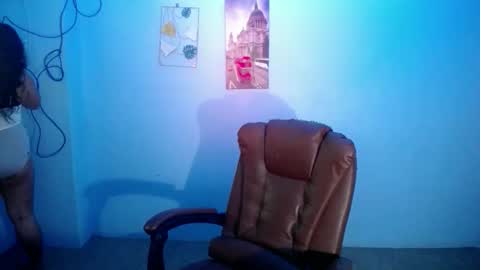 Christine online show from December 3, 12:53 am