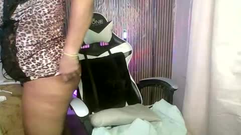 yameil online show from March 30, 7:58 pm