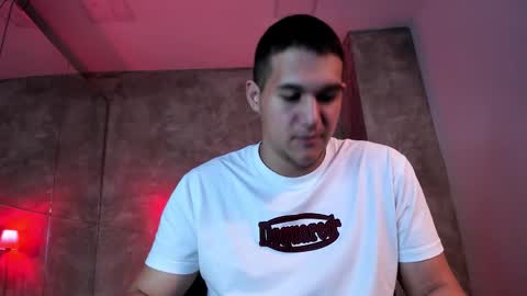 tadeo_vega online show from January 6, 5:28 pm