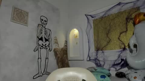 Tahira online show from October 22, 8:10 pm