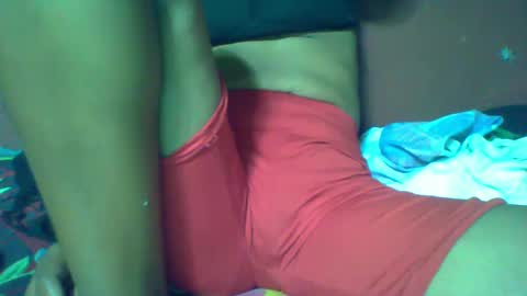Snapshot of tahiryjosiah chatting on February 12, 7:35 pm tahiryjosiah online show from February 12, 7:35 pm
