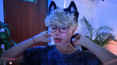 taichi online show from October 17, 1:59 pm