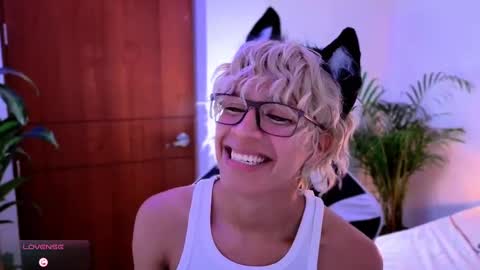 taichi online show from October 8, 9:54 pm