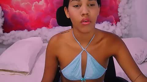 Tainara online show from October 3, 3:48 am