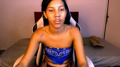 Tainara online show from October 25, 11:27 pm