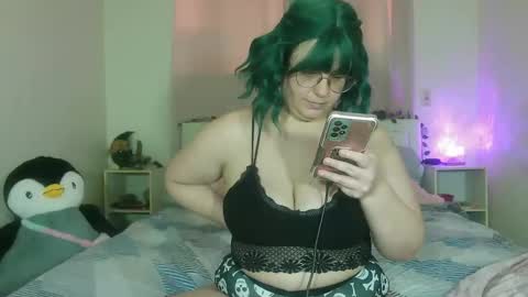 Tialove420 online show from February 25, 8:42 pm