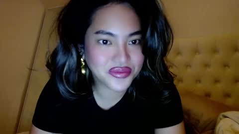 Lena online show from February 4, 12:11 pm