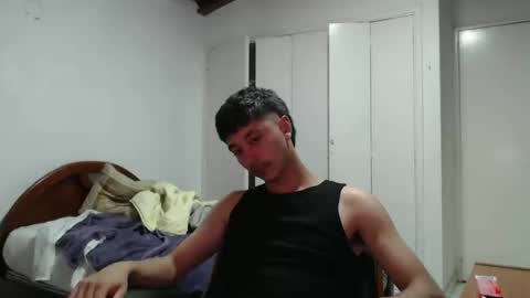 Snapshot of talhi_ chatting on December 28, 6:17 am talhi_ online show from December 28, 6:17 am