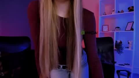 talia_seduce online show from March 29, 1:07 am