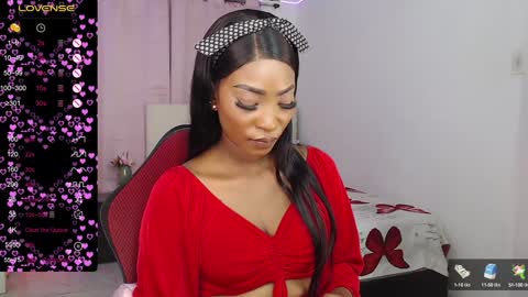 Snapshot of talianamoreno chatting on February 9, 1:00 am taliana modelo independiente online show from February 9, 1:00 am