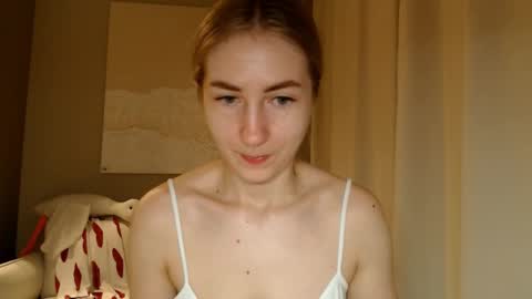 Snapshot of taliiyafiredream chatting on February 6, 6:08 am Kira online show from February 6, 6:08 am