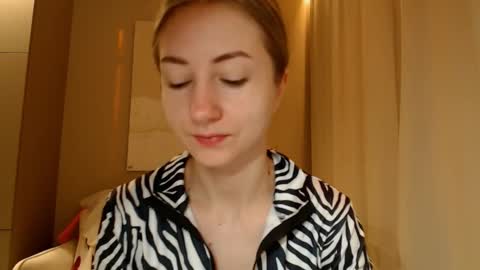 Snapshot of taliiyafiredream chatting on February 11, 5:58 am Kira online show from February 11, 5:58 am