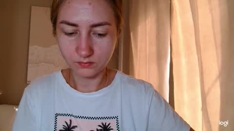 Snapshot of taliiyafiredream chatting on September 18, 6:39 am Kira online show from September 18, 6:39 am