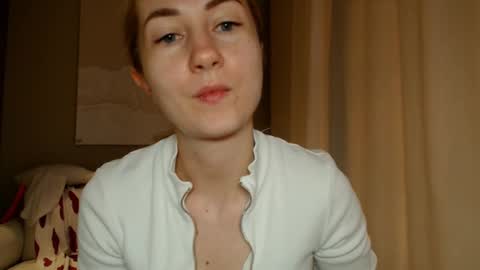 Snapshot of taliiyafiredream chatting on February 4, 12:33 pm Kira online show from February 4, 12:33 pm