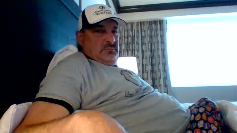 talltexxxan online show from October 1, 6:40 pm