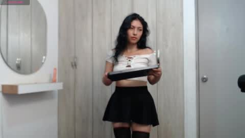 Hi im sara online show from April 16, 2:22 am