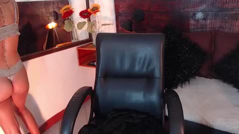    online show from February 11, 5:50 pm