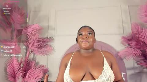 tamaramilleer online show from February 20, 6:26 am