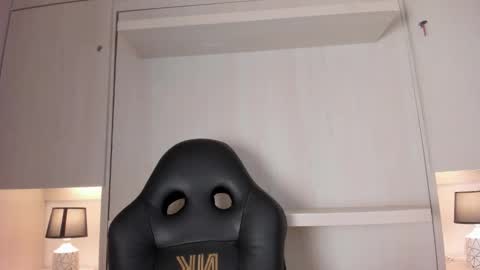 Tami online show from March 4, 11:35 pm