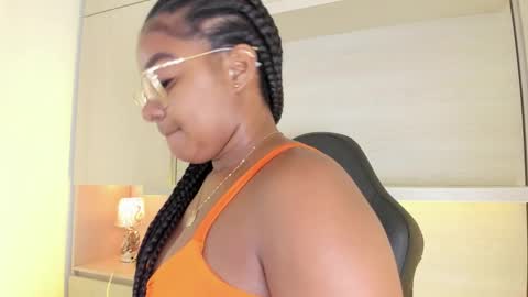 Tami online show from October 24, 8:42 pm