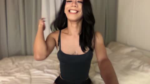 Kylie online show from August 1, 9:55 am