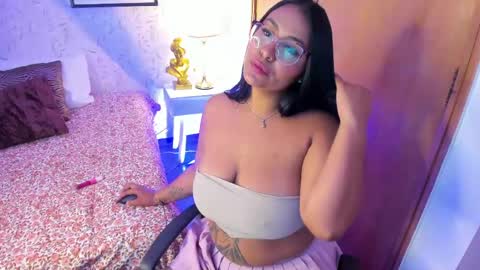 Tammara  online show from May 11, 2:45 pm