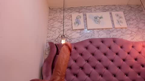 TAMMY  online show from February 19, 9:06 am