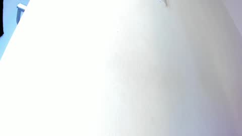 Tamy Leen online show from September 12, 1:35 pm