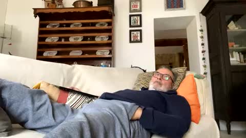 Dominique online show from January 22, 2:24 pm