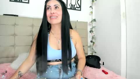 tania online show from September 8, 6:29 pm